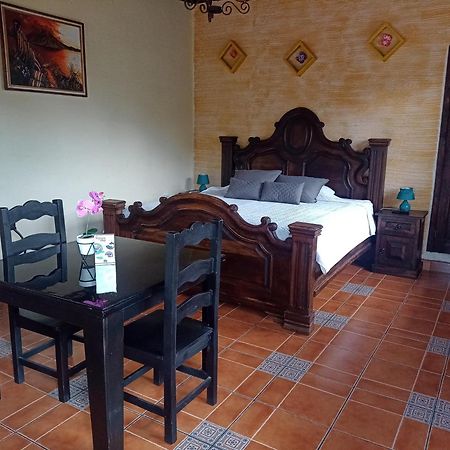 Hotel El Mirador Anexo 1 Santa Lucía Milpas Altas Værelse billede