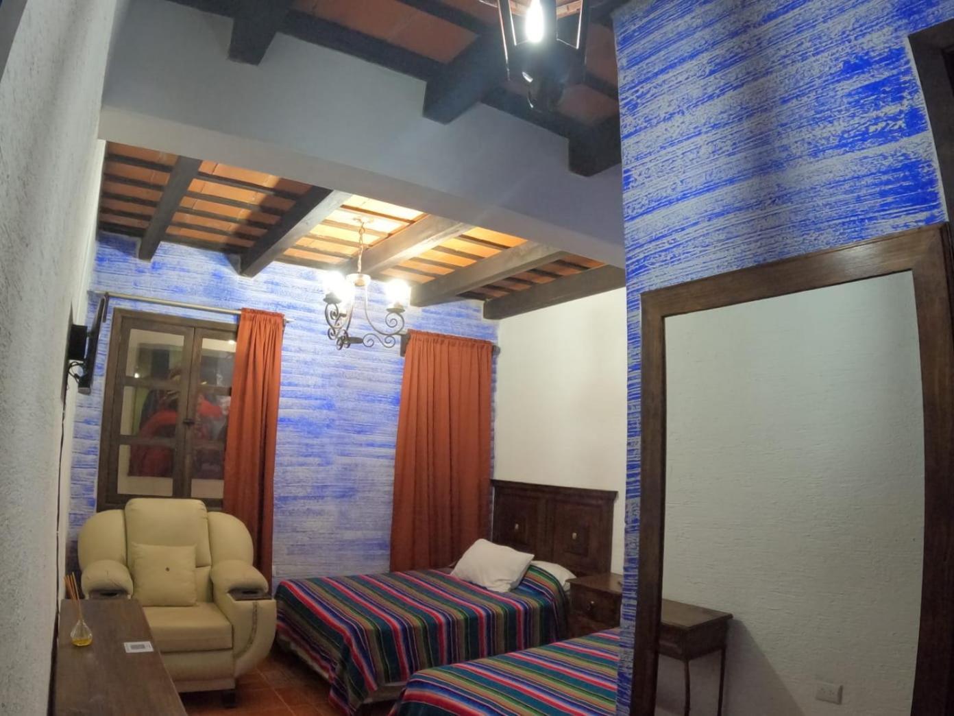 Hotel El Mirador Anexo 1 Santa Lucía Milpas Altas Værelse billede